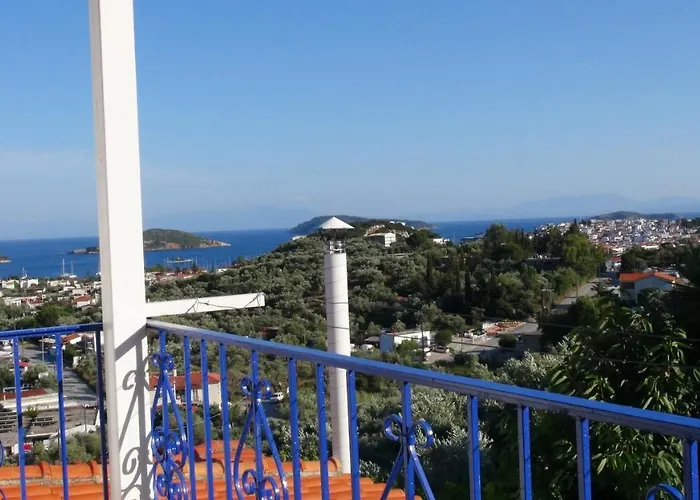 Camelia Studios Skiathos Town